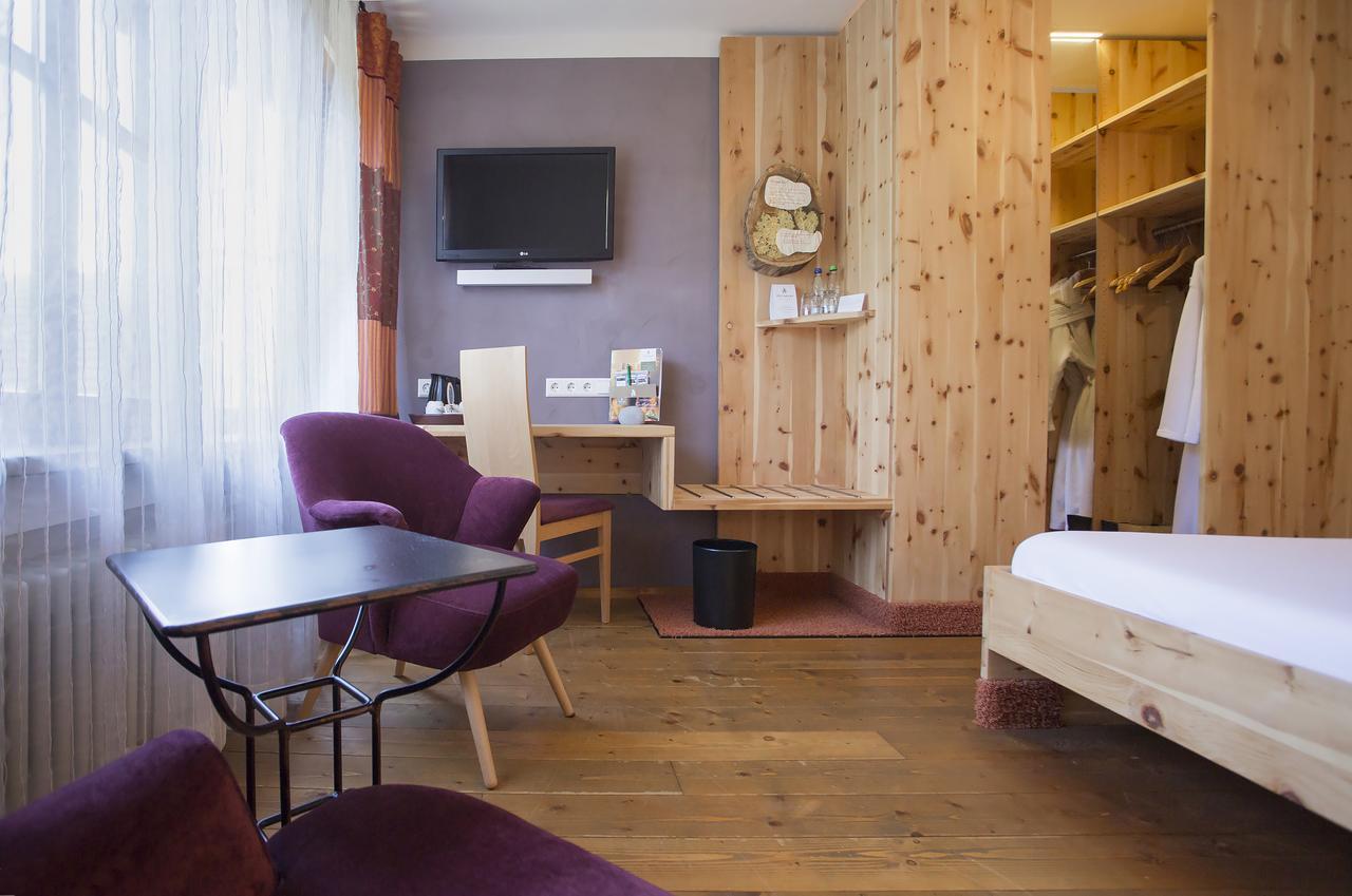 Hotel Herrmann Muensingen Exterior photo