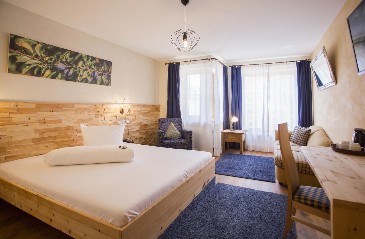 Hotel Herrmann Muensingen Exterior photo